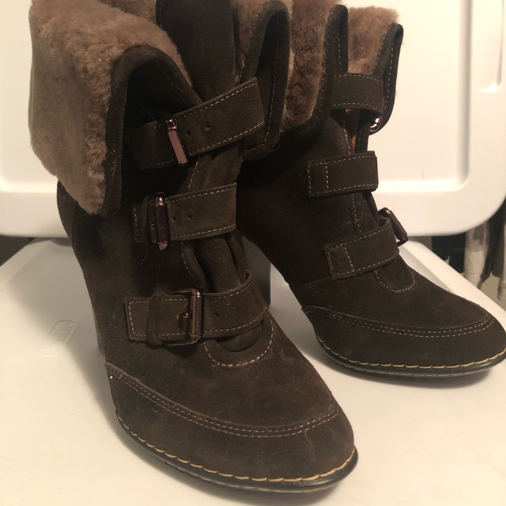 Sofft ankle boots, size 9M worn maybe twice honestly, still in awesome shape👍
